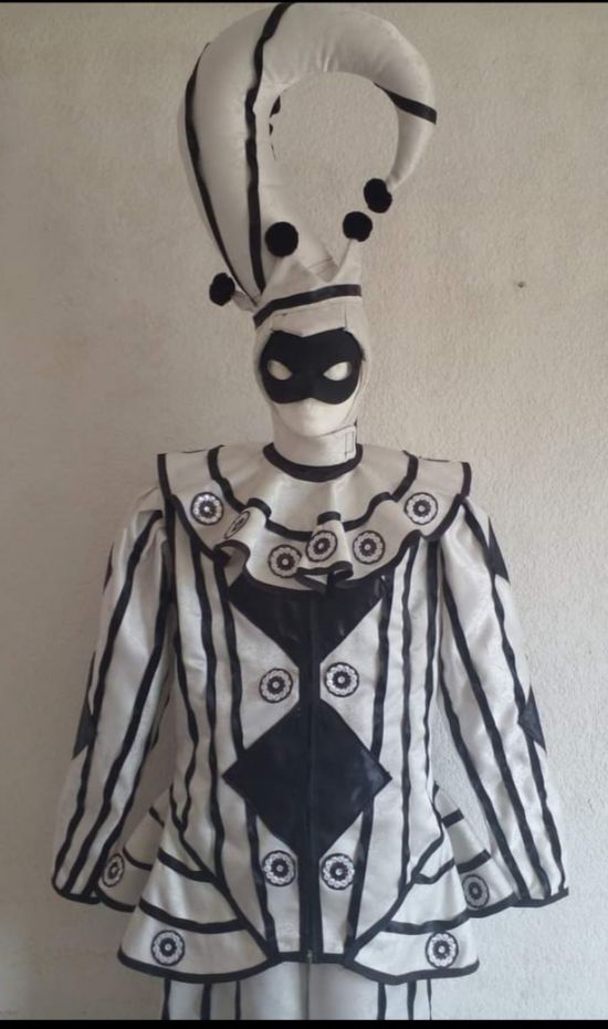 Venetian Mime Stilt Costume